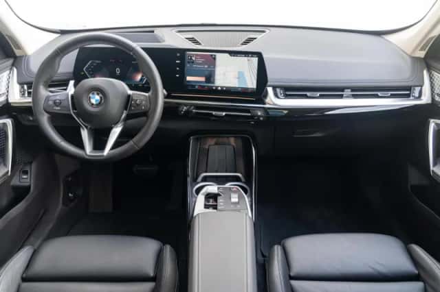 BMW X1 (2025) thumbnail 7