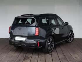 MINI Countryman (2024) thumbnail 2