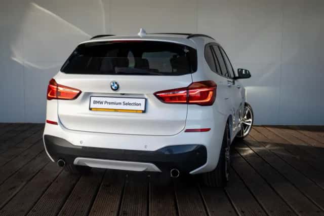 BMW X1 (2019) thumbnail 2