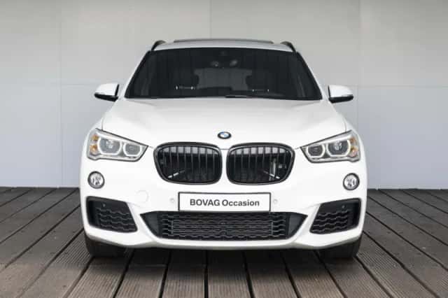 BMW X1 (2019) thumbnail 5