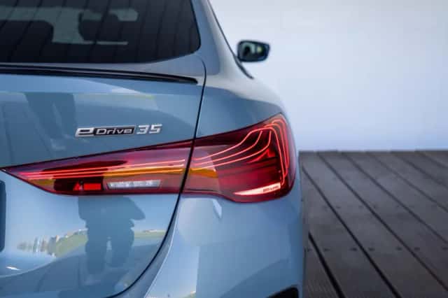 BMW i4 (2026) thumbnail 26