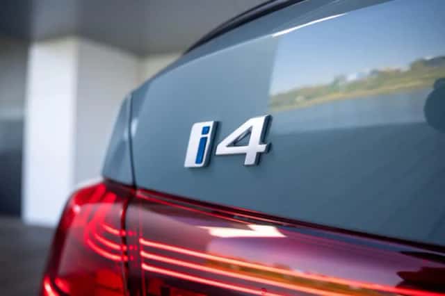 BMW i4 (2026) thumbnail 30