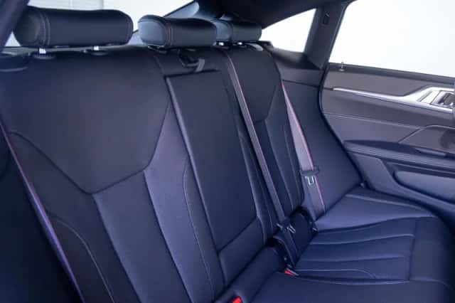 BMW i4 (2026) thumbnail 10