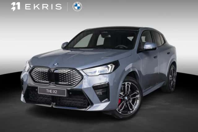 BMW iX2 (2026) thumbnail 1