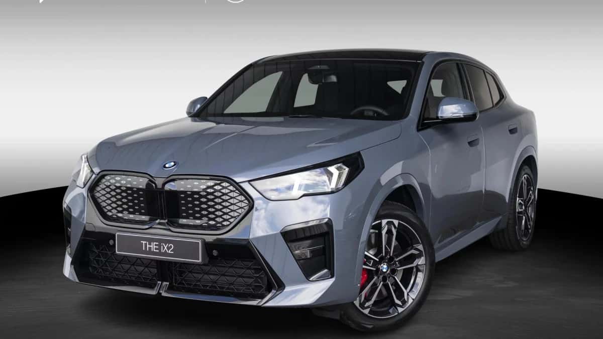 BMW iX2 (2026) — foto 1