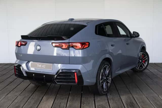 BMW iX2 (2026) thumbnail 2