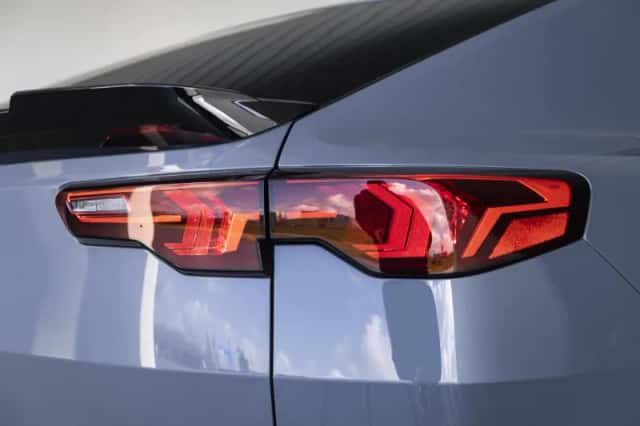 BMW iX2 (2026) thumbnail 14