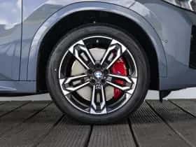 BMW iX2 (2026) thumbnail 6