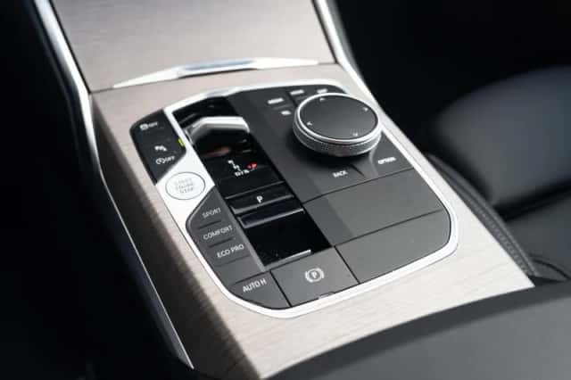 BMW 3-Serie (2025) thumbnail 24