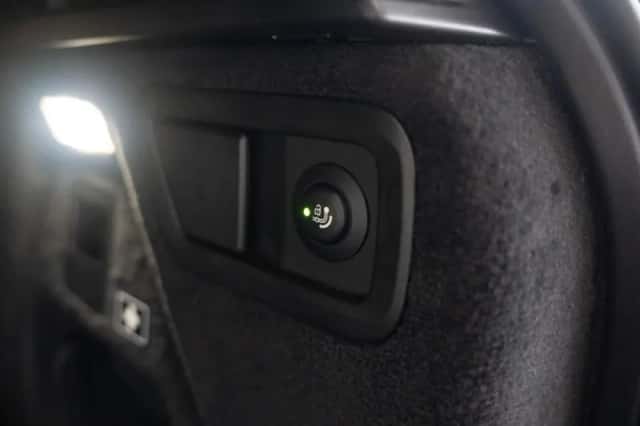 BMW X7 (2026) thumbnail 24