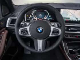 BMW X7 (2026) thumbnail 7