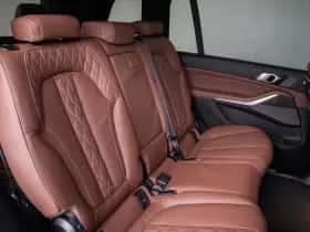 BMW X7 (2026) thumbnail 8