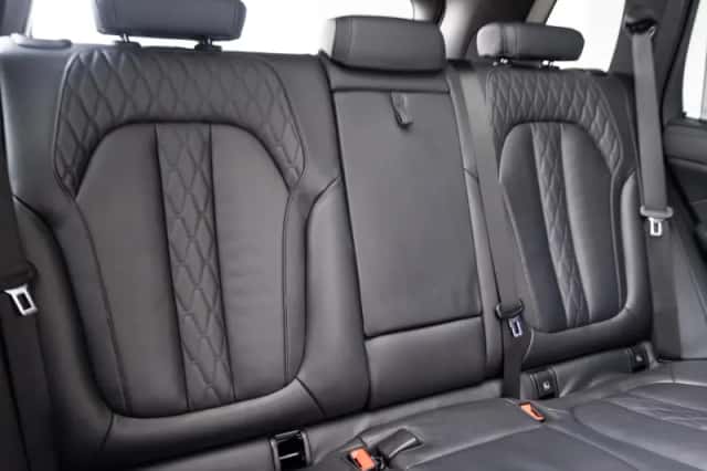 BMW X5 (2023) thumbnail 11