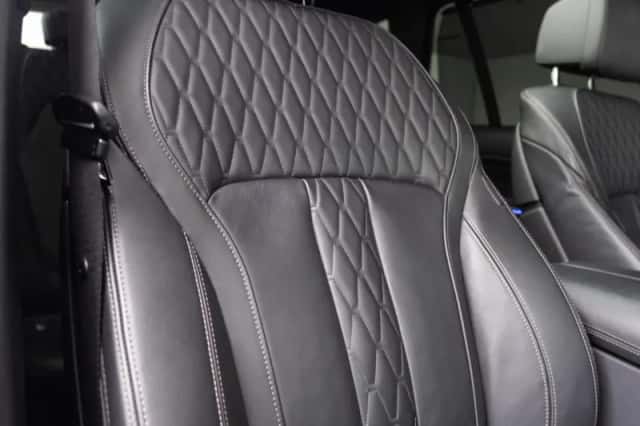BMW X5 (2023) thumbnail 12