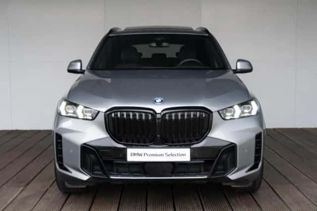 BMW X5 (2023) thumbnail 3