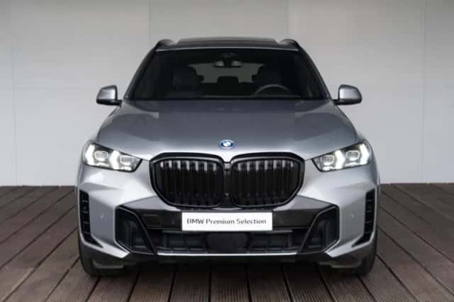 BMW X5 (2023) thumbnail 3