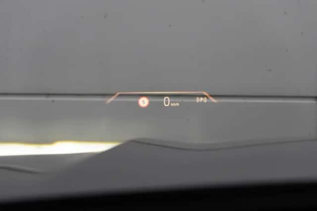 BMW X5 (2023) thumbnail 26