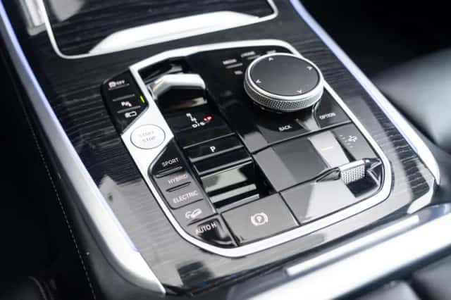 BMW X5 (2023) thumbnail 33