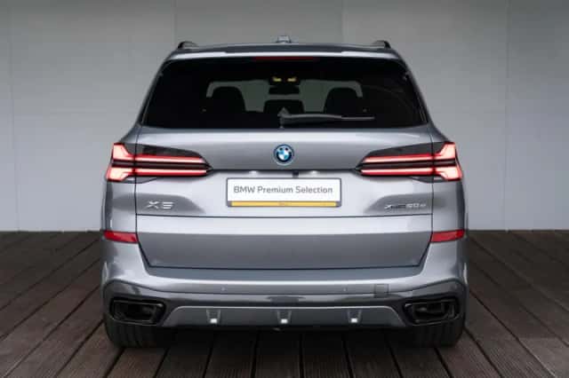 BMW X5 (2023) thumbnail 5