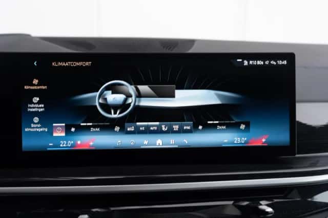 BMW X5 (2023) thumbnail 45