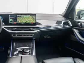 BMW X5 (2023) thumbnail 9