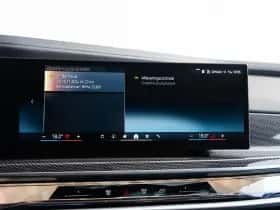 BMW i7 (2024) thumbnail 43