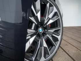 BMW iX (2026) thumbnail 15