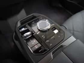 BMW iX (2026) thumbnail 30