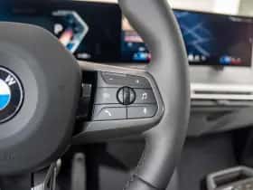 BMW iX (2026) thumbnail 34