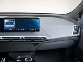 BMW iX (2026) thumbnail 47