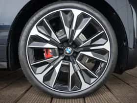 BMW iX (2026) thumbnail 6