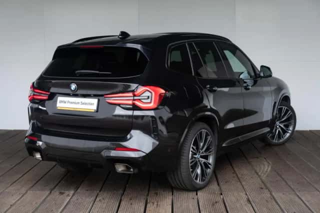 BMW X3 (2021) thumbnail 2