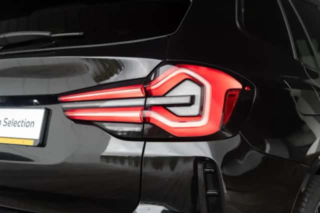 BMW X3 (2021) thumbnail 14