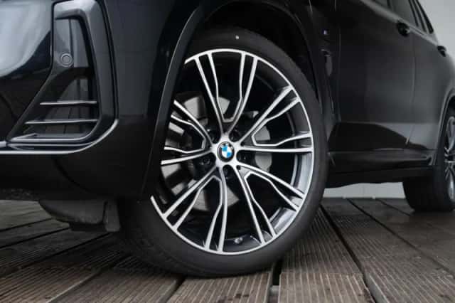 BMW X3 (2021) thumbnail 16