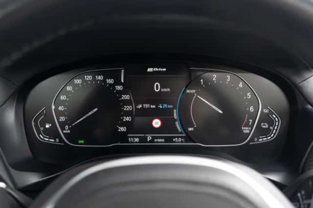 BMW X3 (2021) thumbnail 23