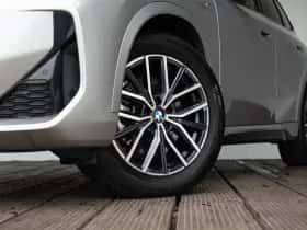 BMW X1 (2024) thumbnail 16