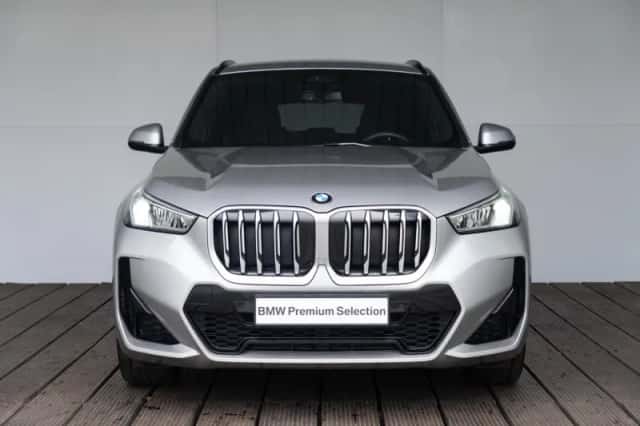BMW X1 (2024) thumbnail 3