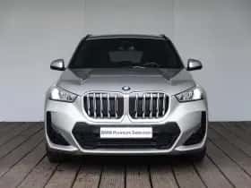 BMW X1 (2024) thumbnail 3