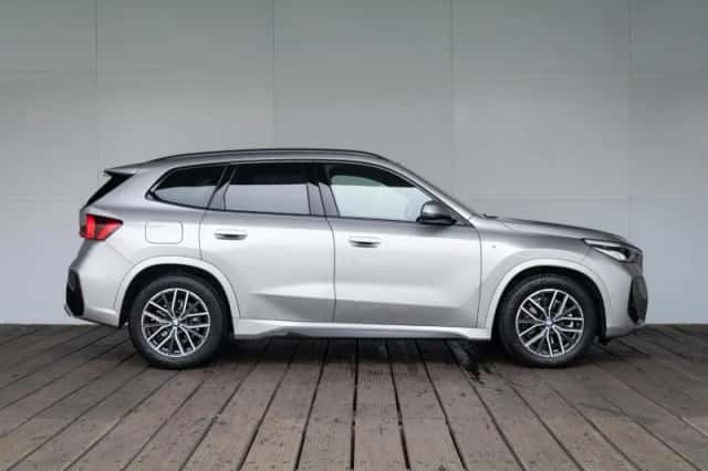 BMW X1 (2024) thumbnail 4