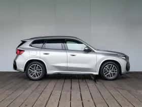 BMW X1 (2024) thumbnail 4