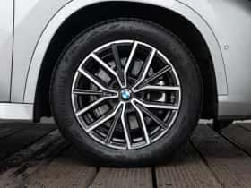 BMW X1 (2024) thumbnail 6