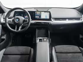 BMW X1 (2024) thumbnail 7