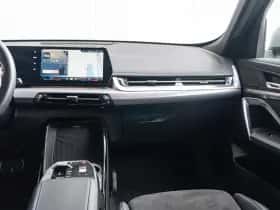 BMW X1 (2024) thumbnail 9