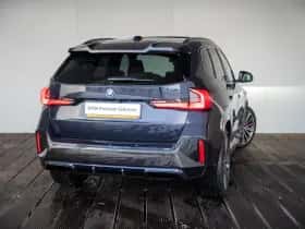 BMW iX1 (2025) thumbnail 2