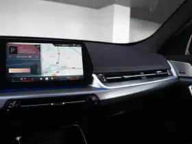 BMW iX1 (2025) thumbnail 11