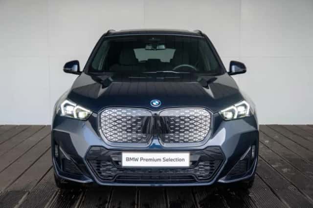 BMW iX1 (2025) thumbnail 3