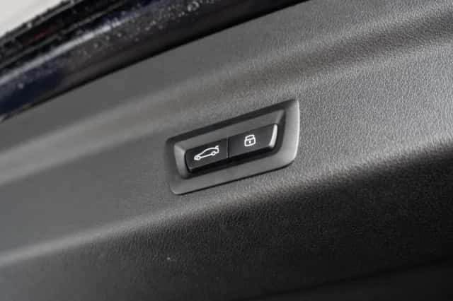 BMW iX1 (2025) thumbnail 21