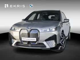 BMW iX (2023)