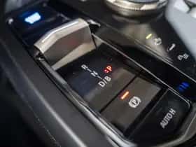 BMW iX (2023) thumbnail 12