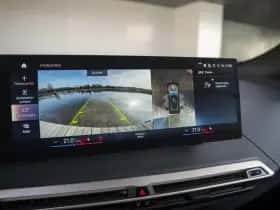 BMW iX (2023) thumbnail 13